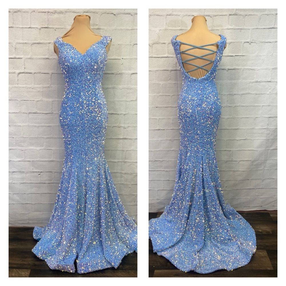 Elegant Blue Sequin Evening Gown
